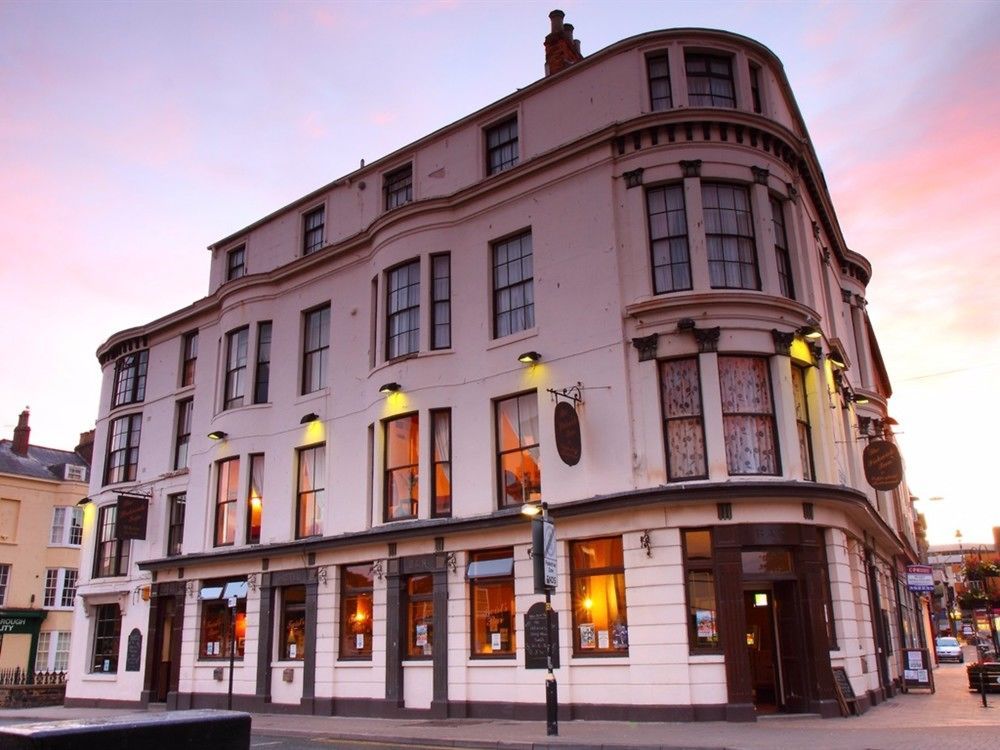 سكرابورو The Dickens Bar & Inn المظهر الخارجي الصورة